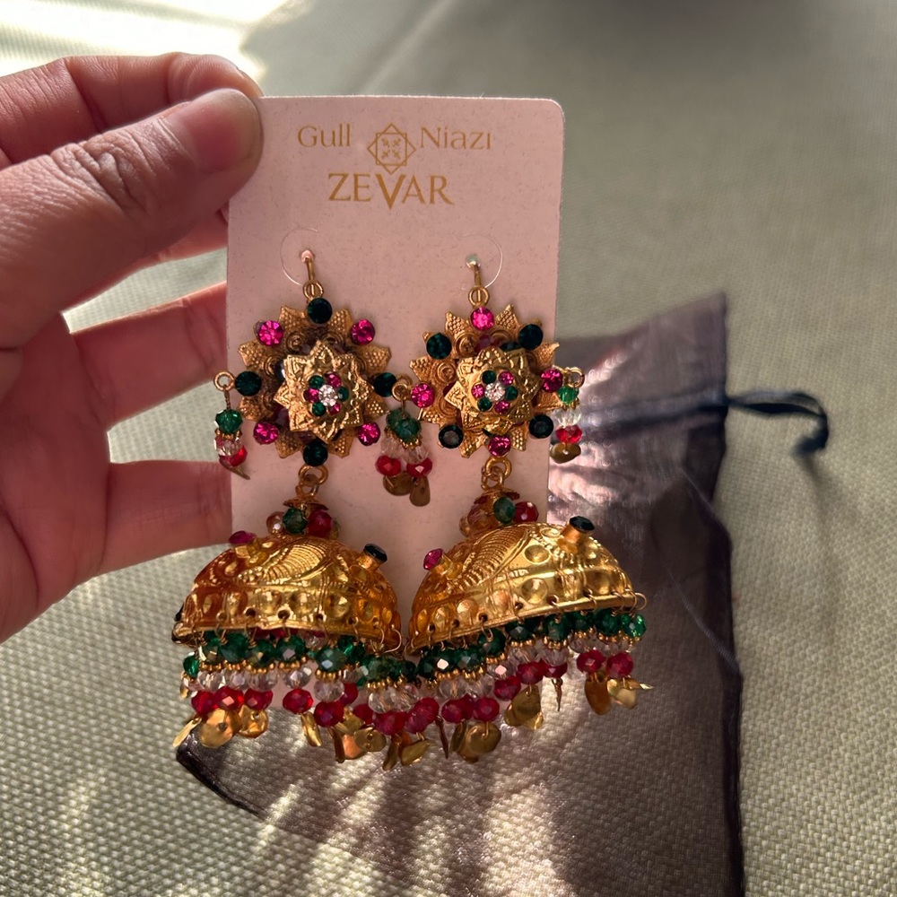 Traditional temple Indian earrings. NEW never worn.